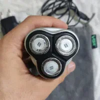 ریش تراش فیلیپس اصلی|آرایشی، بهداشتی، درمانی|خوی, |دیوار