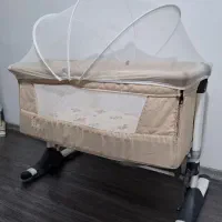 تخت کنار مادر مارک zooye