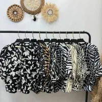 نیروی خانم جهت ثبت سفارش حضوری در فروشگاه