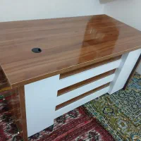 میز تحریر و اداری
