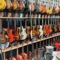 گیتار دیاموند گیتار آماندا گیتار پارسی گیتار کینگ