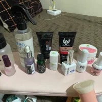 فروش فوری وسایل کامل کاشت ناخن|آرایشگاه و سالنهای زیبایی|پرند, فاز ۶|دیوار