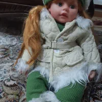 عروسک دختر کاملا سالم|اسباب‌‌بازی|رشت, نخودچر|دیوار