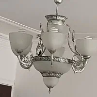 فروش لوستر ۶ شاخه فلزی تمیز و درحد نو