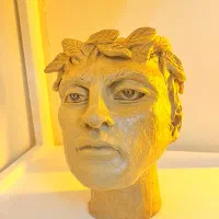 تندیس دست ساز گلی