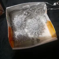 نونو|بدلیجات|زهک, |دیوار