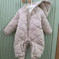 کاپشن نوزاد مناسب سیسمونی