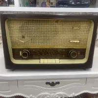 رادیو قدیمی لامپی گروندیک(GRUNDIG) سالم
