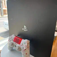 ps4 pro  Xbox s   کارکرده در حد نو