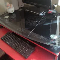 میزکامپیوتر مدل ورساچه