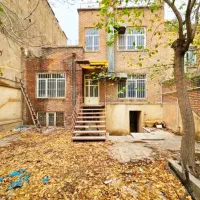 جمالزاده شمالی ۲۹۰ متر بر ۱۱‌‌ با جواز ۵