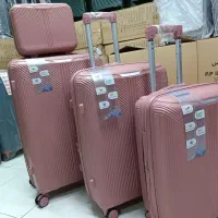 تنوع چمدان خارجی زیر قیمت فقط اینجاست|کیف، کفش، کمربند|تهران, طیب|دیوار