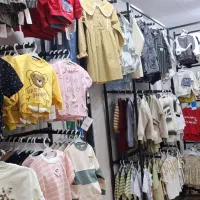 واگزاری مغازه پوشاک بچه گانه|فروشگاه و مغازه|میبد, |دیوار