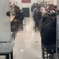 یک سری زن ماهر قهوه خونه و یک کارگر ساده