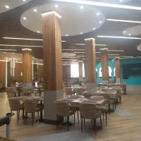 استخدام نیروی باریستا سالن کار آشپز