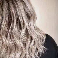تخفیف ویژه و مدل رنگ و لایت