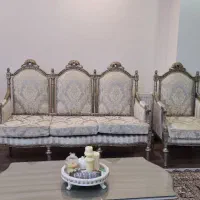 مبل ۷ نفره و میز نهار خوری ۸ نفره