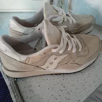 کفش اورجینال Saucony ( سایز ۳۸.۵ ) تمیز و خاص