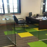 مدیر داخلی و دستیاری مدیر عامل فقط خانم