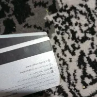 دوعدد کارت بانکی پیدا شده