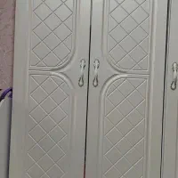 تخت و کمد|تخت و سرویس خواب|ری, شهادت|دیوار