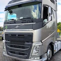 کشنده وارداتی و ۸چرخ وارداتی|خودرو سنگین|تهران, بلورسازی|دیوار