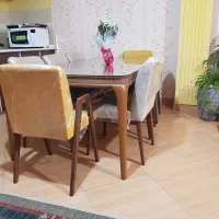 میز ناهارخوری ۸ نفره با شیشه روی میز و ۸ صندلی