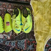 کفش فوتبال و ساقبند
