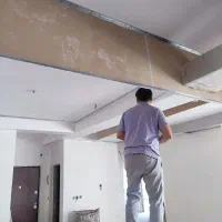 نصاب کاغذ دیواری و کناف و کفپوش و پارکت|خدمات پیشه و مهارت|کرمانشاه, |دیوار