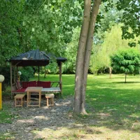 ویلاباغ دربست با رودخانه اختصاصی