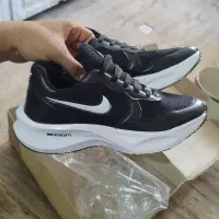 کتونی نایک زوم سایز 42/43/44 نونو