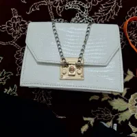 کیف|کیف، کفش، کمربند|یاسوج, |دیوار