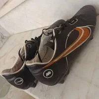 کفش فوتبالی