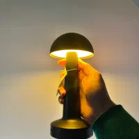 آباژور رومیزی شارژی سبمگل خوش قیمت|چراغ خواب و آباژور|اصفهان, چرخاب|دیوار