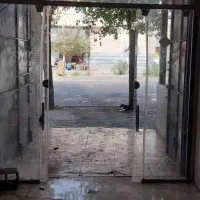 مغازه در بنی هاشمی ۱۸ متر کف و ۱۸ متر بالکن|اجارهٔ مغازه و غرفه|شیراز, شهرک مطهری|دیوار