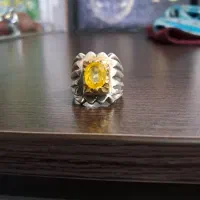 انگشتر یاقوت زرد