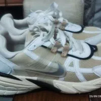 کفش نایک v2k