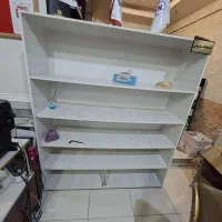 کتابخانه سفید بزرگ پنج‌طبقه، در حد نو