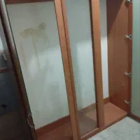 یک عدد کمد دیواری بوفه ای طبقه دار به فروش میرسد|جاکفشی، کمد، دراور|نیشابور, بنیاد شهید|دیوار