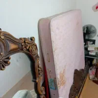 ویترین چوبی تشک دونفره|تخت و سرویس خواب|قم, باجک یک|دیوار