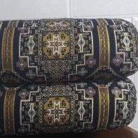 پشتی گرد|رختخواب، بالش، پتو|یزد, |دیوار