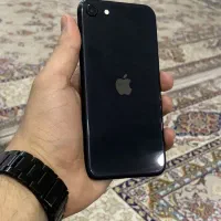 ایفون se2020