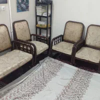 میز تلویزیون و  مبل ۶ نفره چوبی