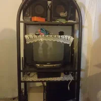 زیر تلویزیون