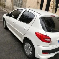 پژو۲۰۷ مدل ۴۰۲ بیرنگ ۸۰تاکاربیمه ۱۷اردیبهشت۴۰۵