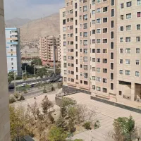 اردستانی نگین غرب ۱۰۲ متر