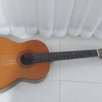 گیتار یاماها c40
