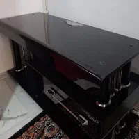 میز تلویزیون تمیز و سالم