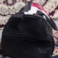 ساک کیف ورزشی و باشگاه بزرگ و محکم|کیف، کفش، کمربند|اصفهان, دارک|دیوار