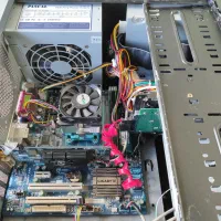 کامپیوتر ۳هسته رم ۴ ddr2 هارد ۲۵۰ گرافیک ۱|رایانه رومیزی|چالوس, |دیوار